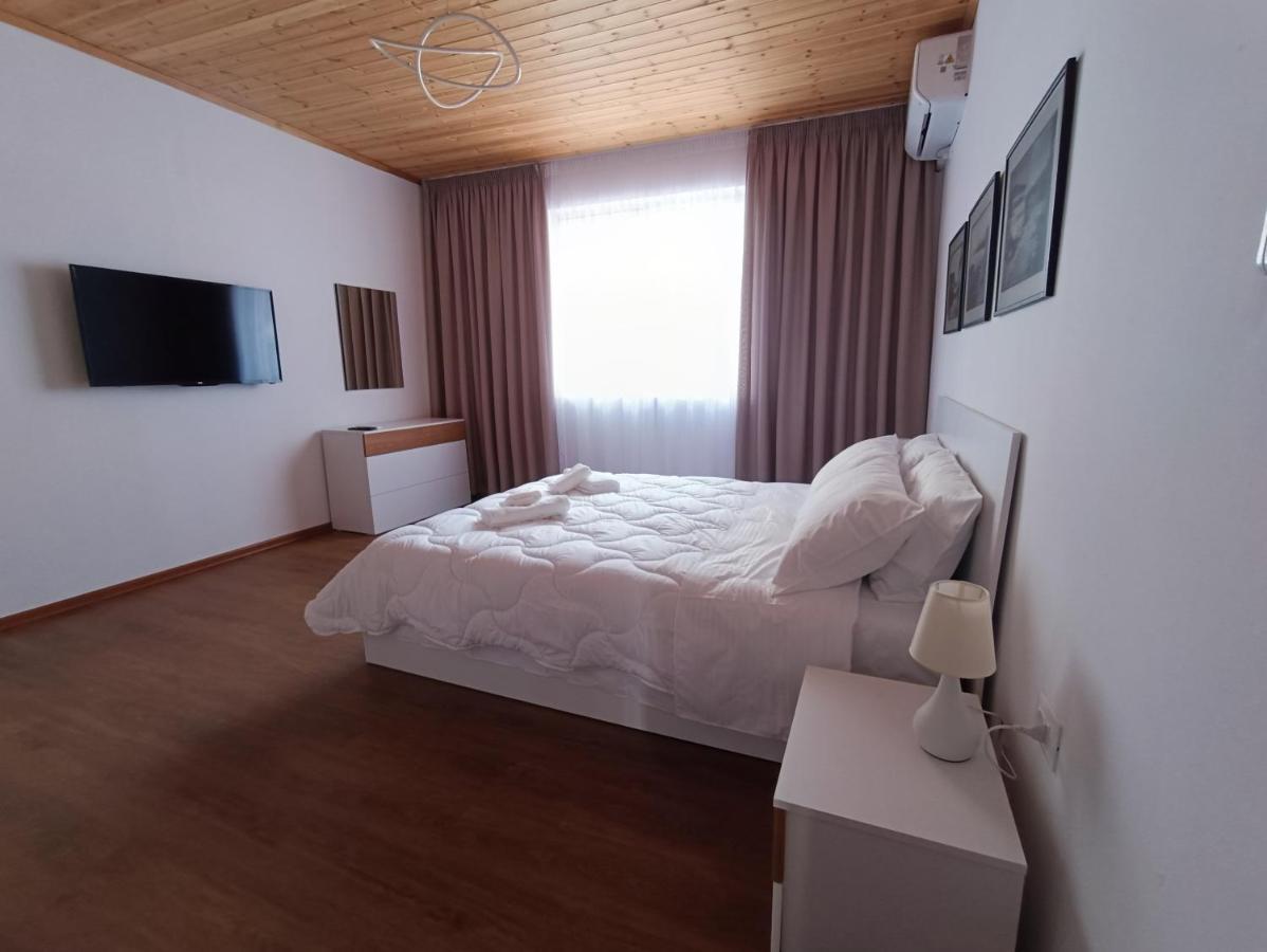 E&E Home Sweet Home Tiranë Luaran gambar
